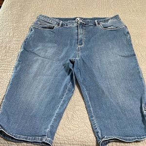 Croft & Barrow capri jeans size 20